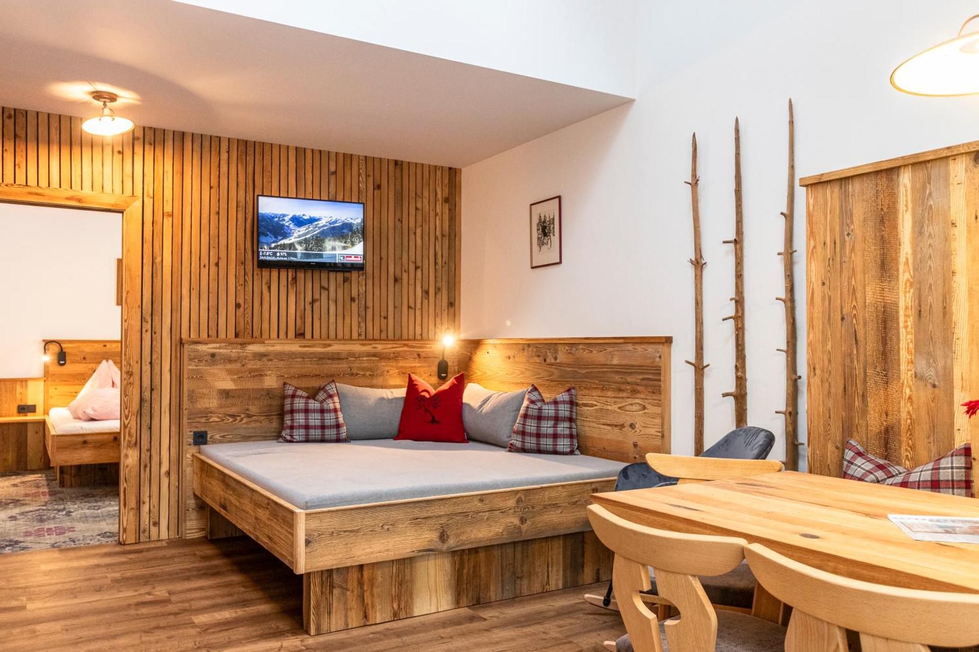 Pension Seighof Saalbach-Hinterglemm Buitenkant foto
